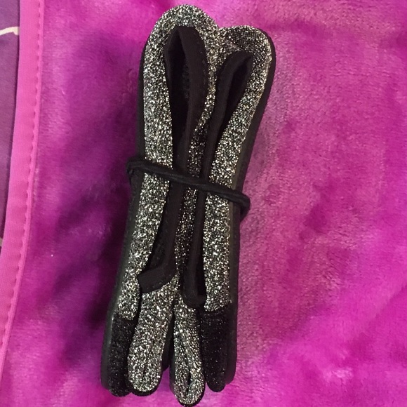 Woman’s sparkle SideKicks Foldable take along slippers. Size-Medium - Picture 10 of 11